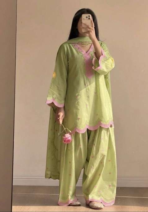 Green Embroidery Chanderi Kurta Set