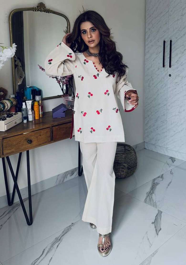 White And Red Embroidery Cotton Palazzo Set - Indya
