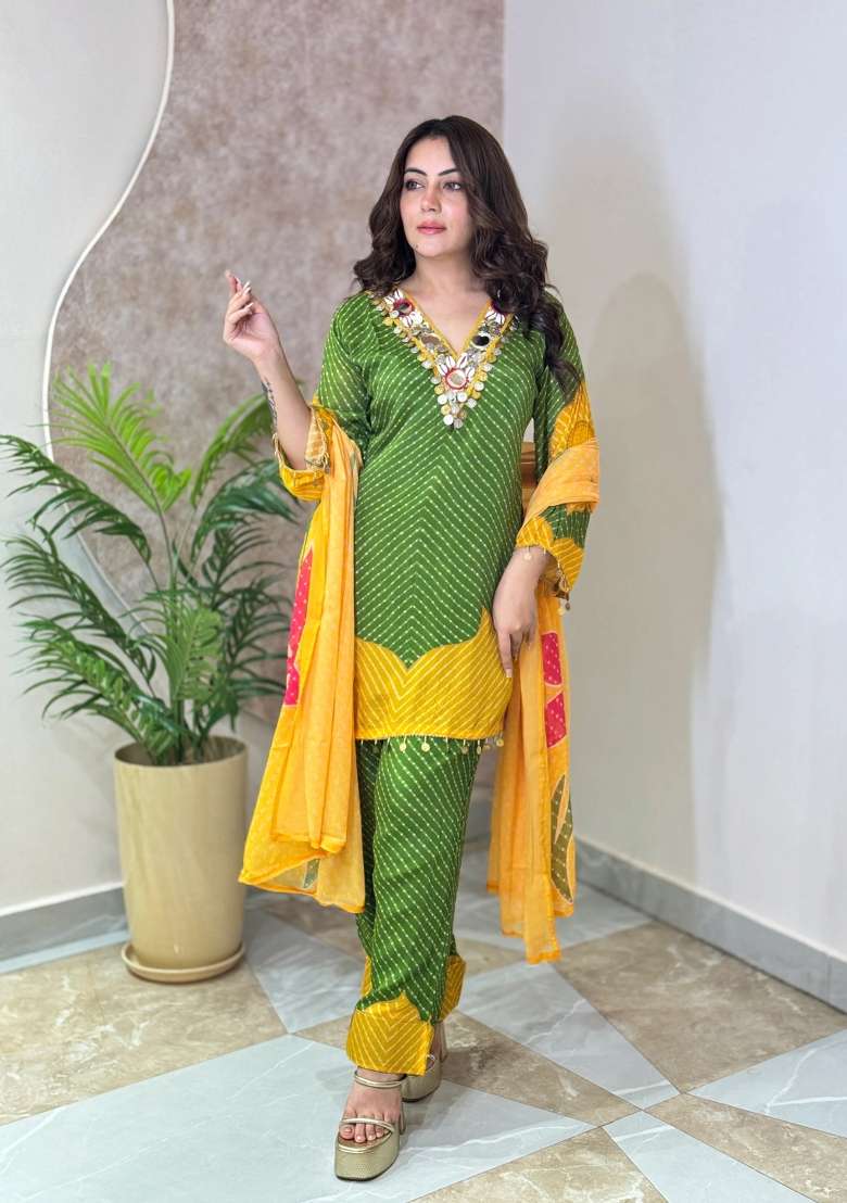 Green Kurta Pant Dupatta Set in Pure Chinon with Bandhani Print and Mirror Work - Indya