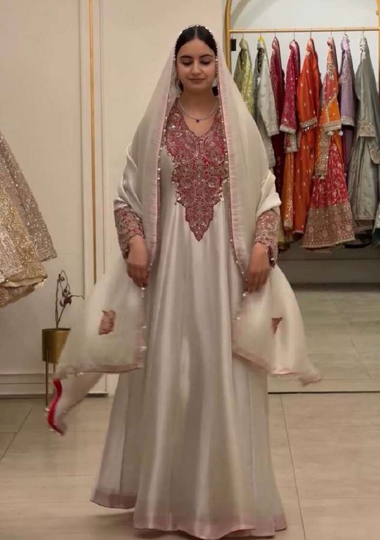 Cream Embroidery Organza Kurta Set - Indya
