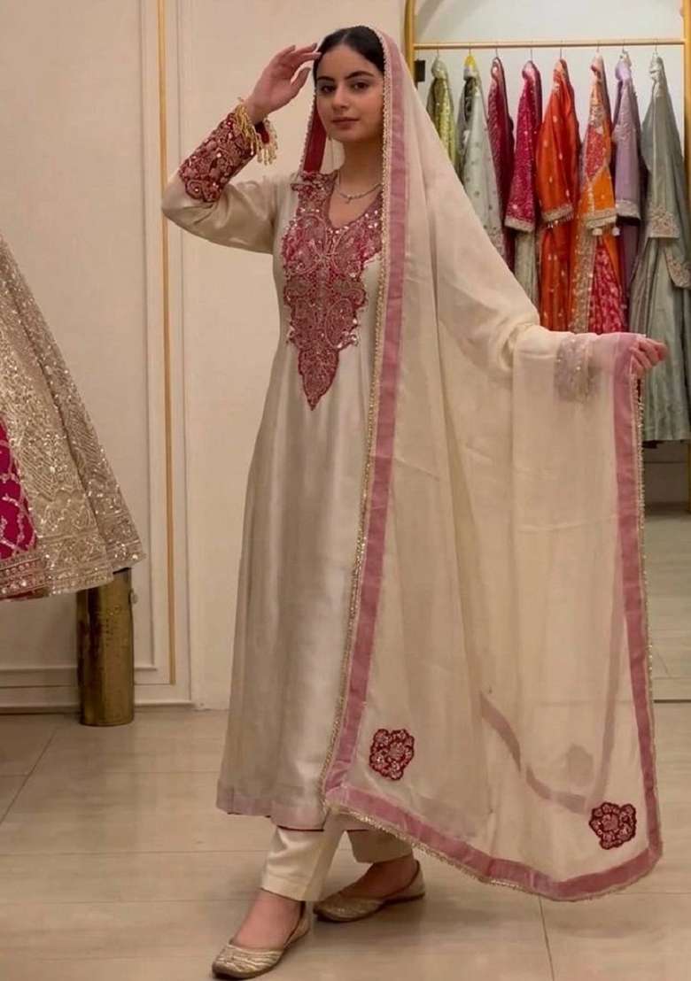 Cream Embroidery Organza Kurta Set - Indya