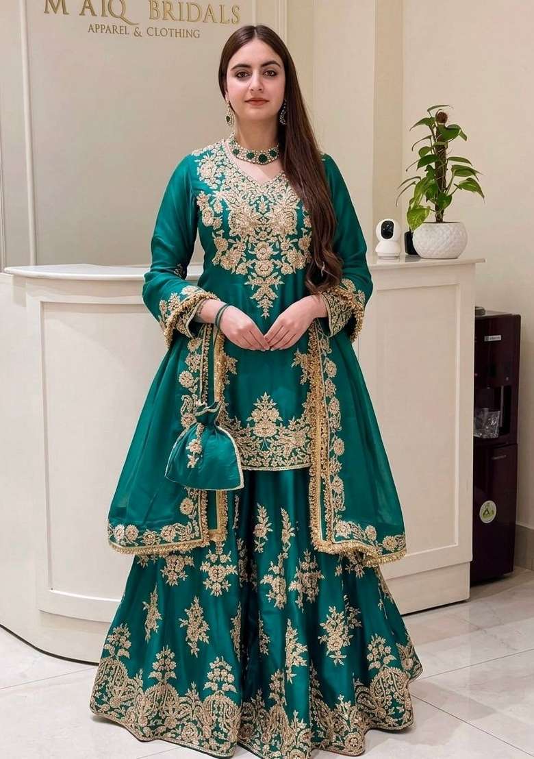 Green Embroidery Silk Kurta Set - Indya