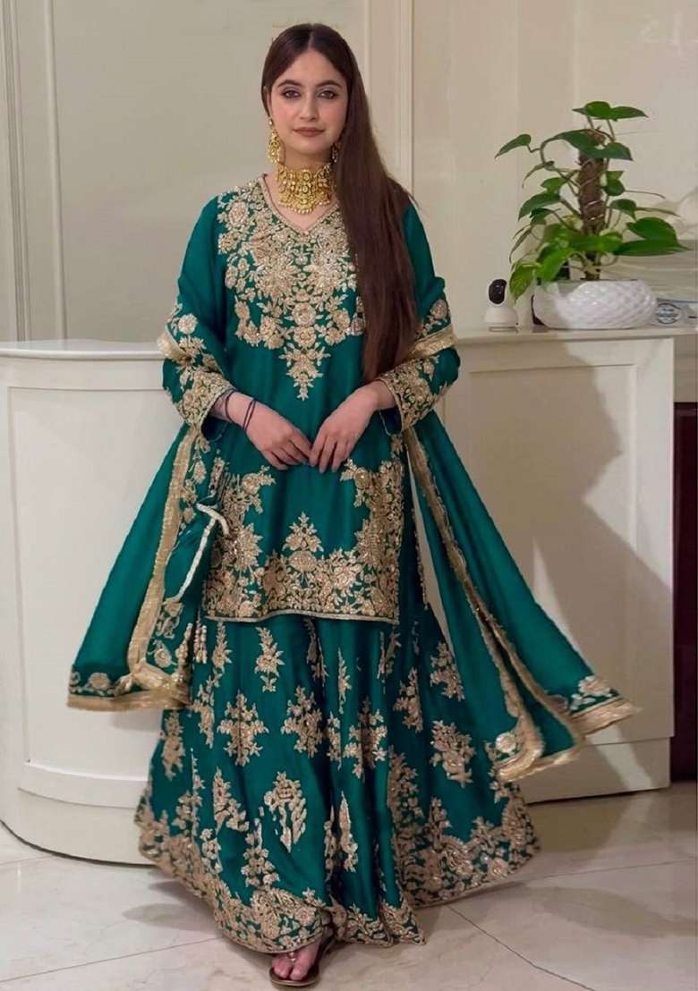 Green Embroidery Silk Kurta Set - Indya