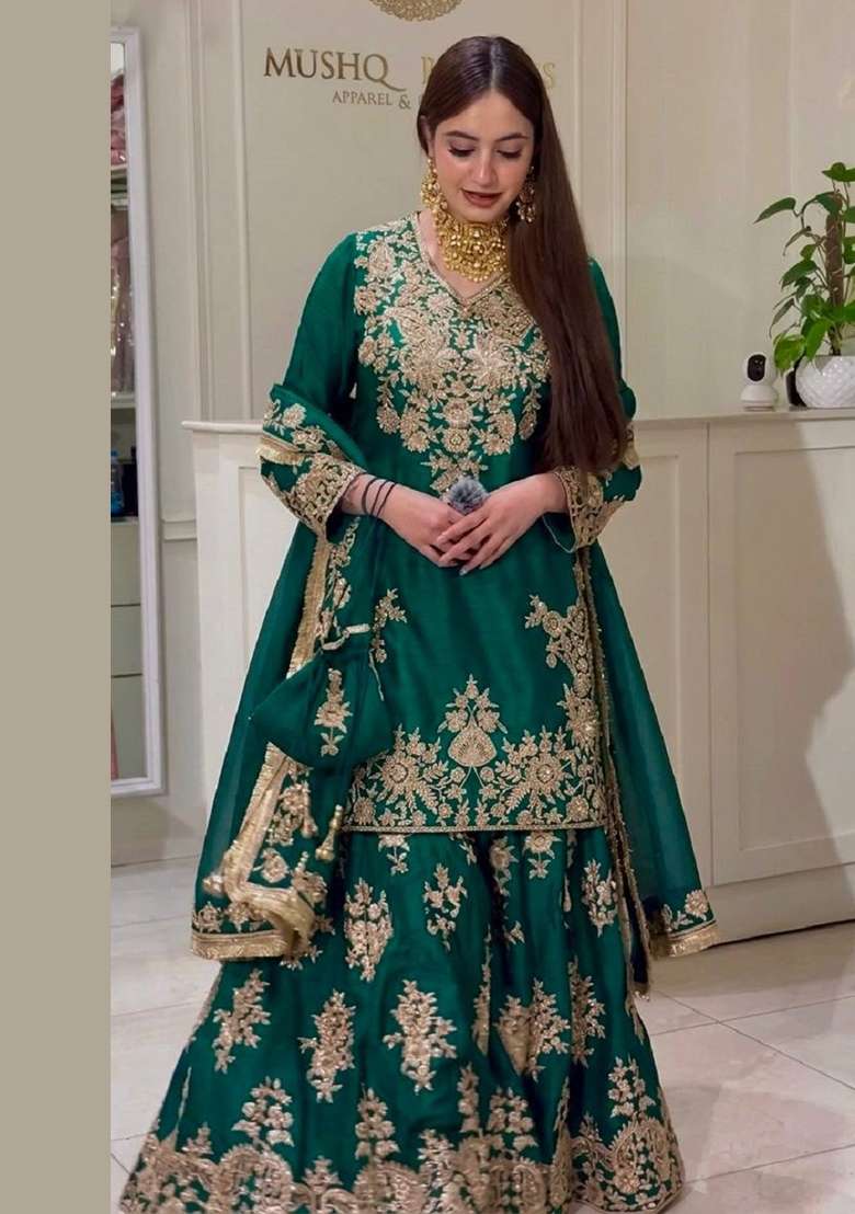 Green Embroidery Silk Kurta Set - Indya