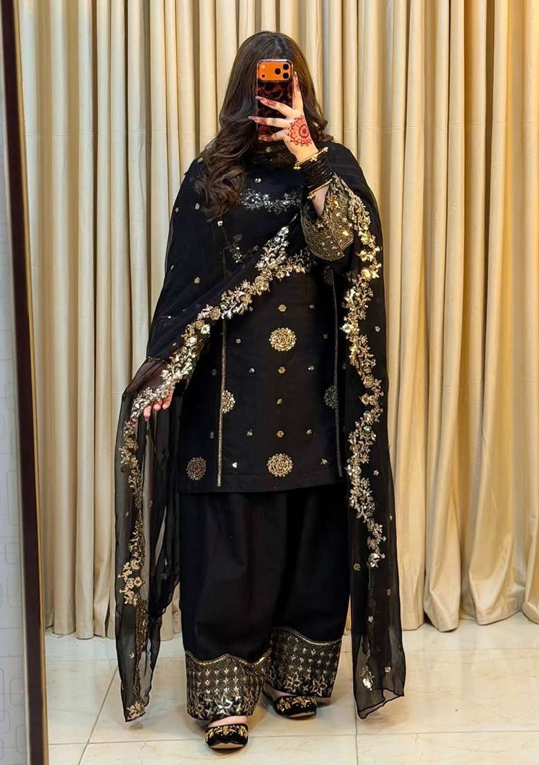 Black Embroidery Georgette Kurta Set - Indya