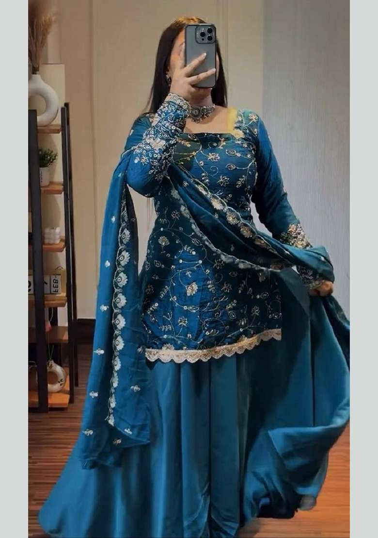 Blue Embroidery Silk Kurta Set - Indya