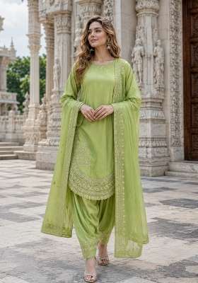 Green Embroidery Crepe Kurta Set