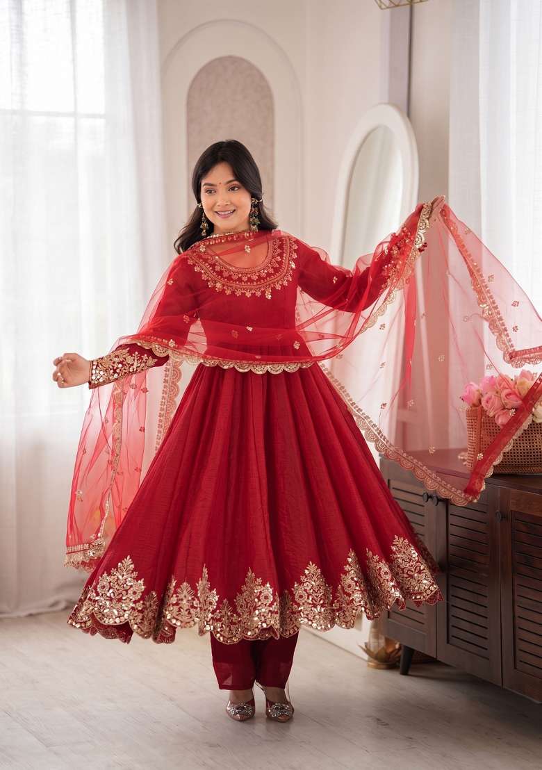 Red Embroidered Silk Kurta Set - Indya