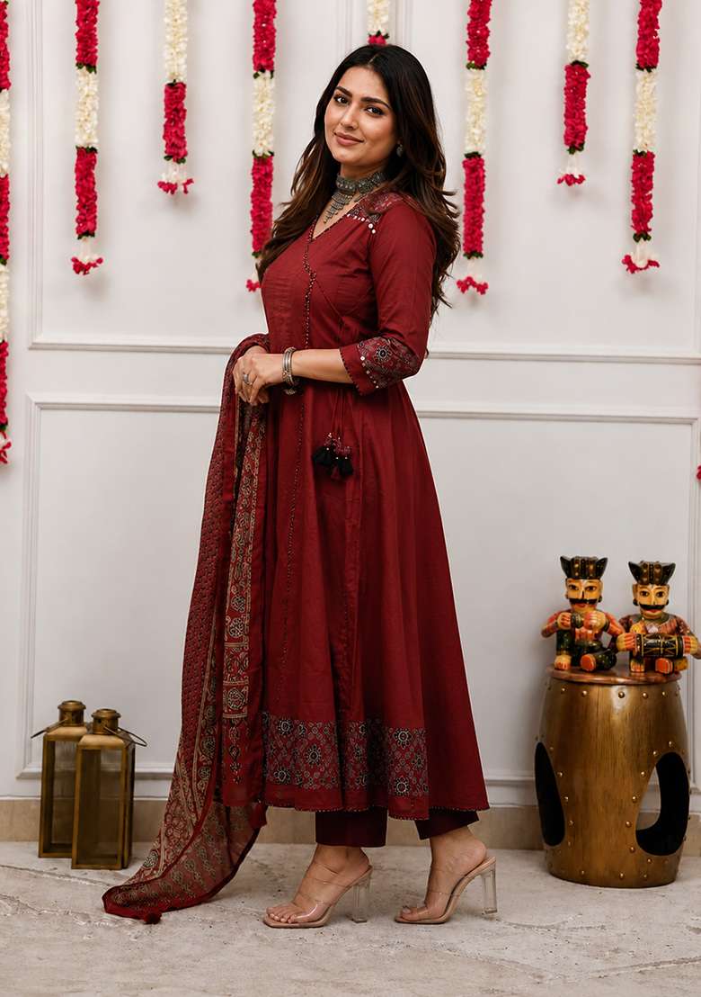 Maroon Printed Cotton Kurta Set - Indya