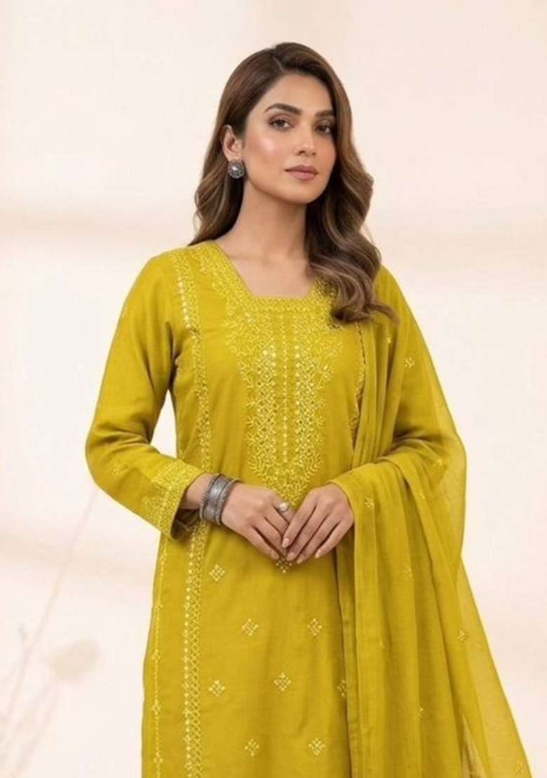Perrot Embroidery Roman Glass Kurta Set - Indya