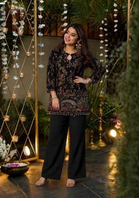 Black Embroidery Crepe Kurta Set