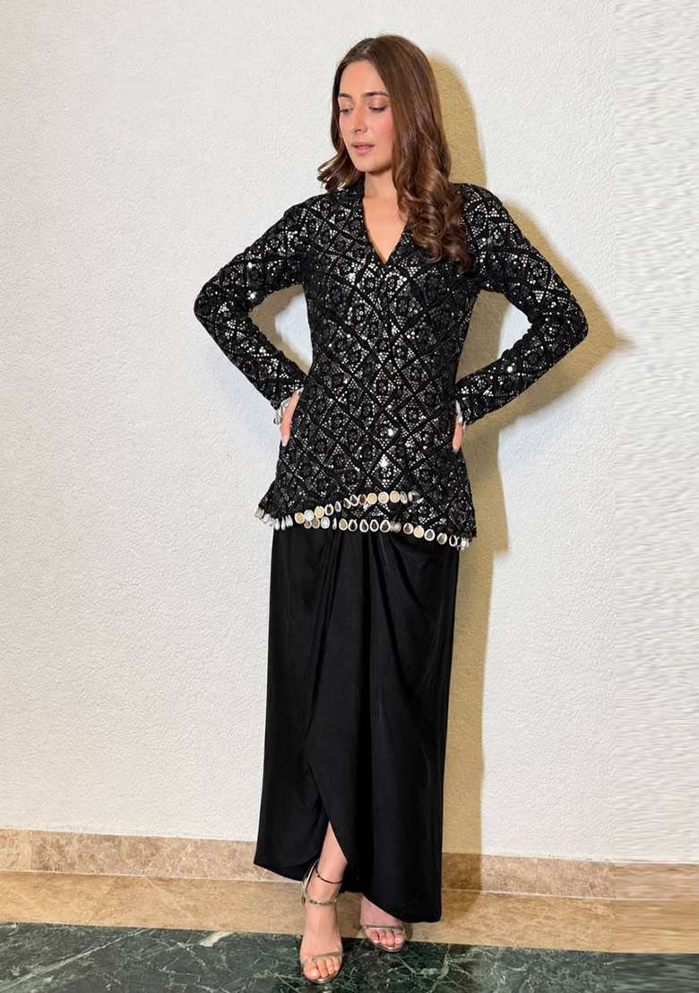 Black Embroidery Chinon Kurta Set - Indya