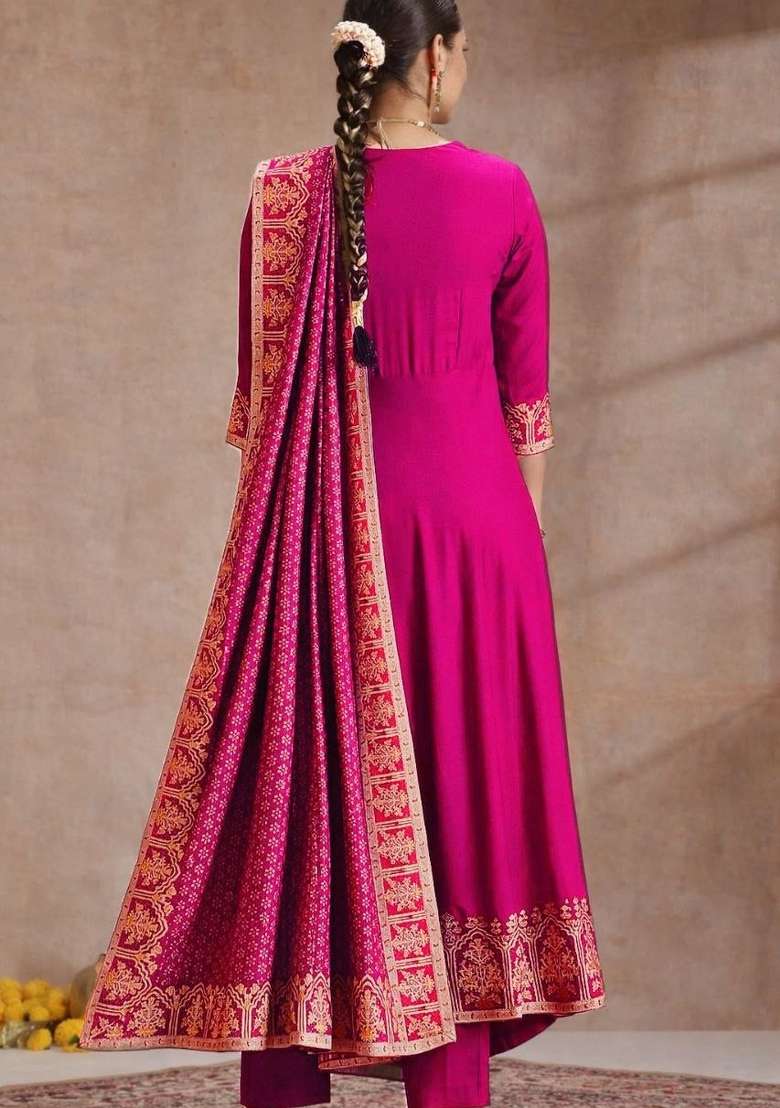 Pink Embroidery Rayon Kurta Set - Indya