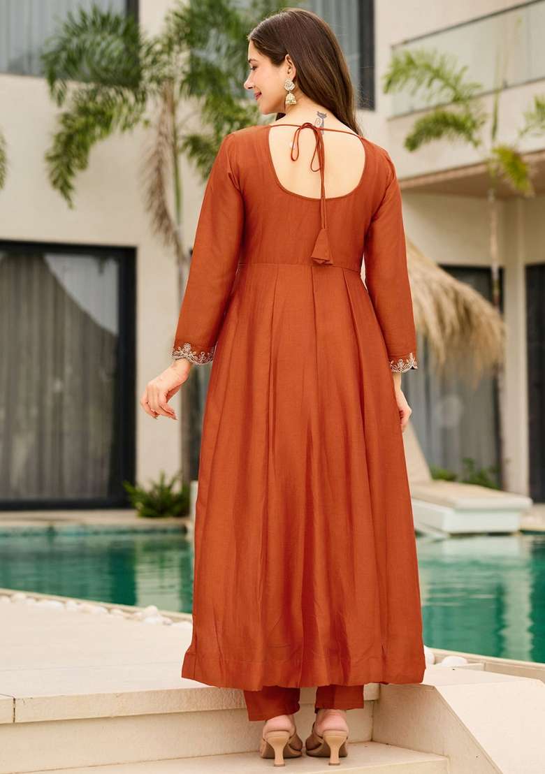 Orange Embroidery Silk Kurta Set - Indya