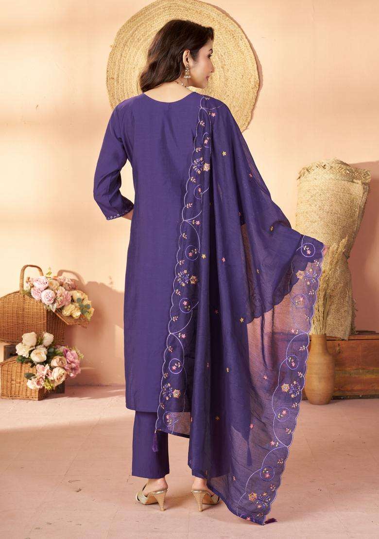 Violet Embroidery Silk Kurta Set - Indya
