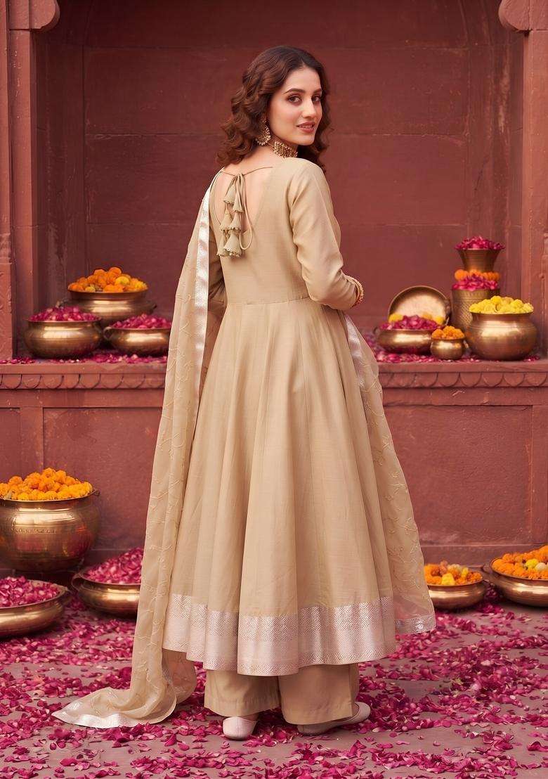 Beige Embroidery Silk Kurta Set - Indya