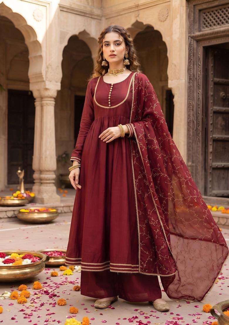 Maroon Embroidery Cotton Kurta Set - Indya