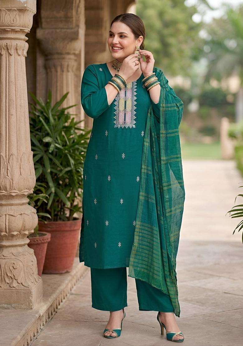 Green Embroidery Cotton Kurta Set - Indya