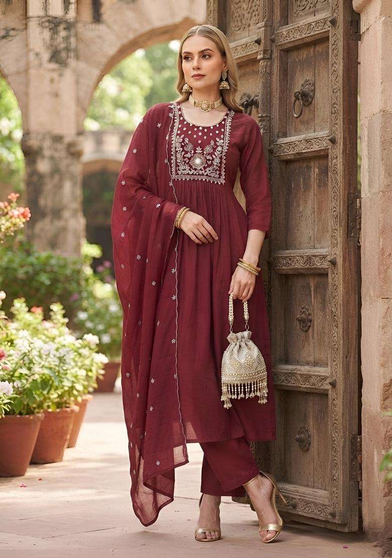 Maroon Embroidery Cotton Kurta Set - Indya