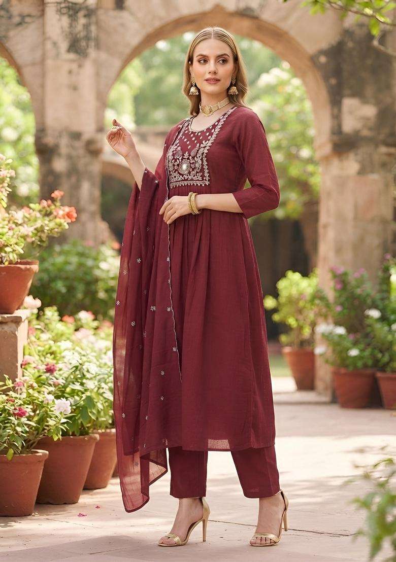 Maroon Embroidery Cotton Kurta Set - Indya