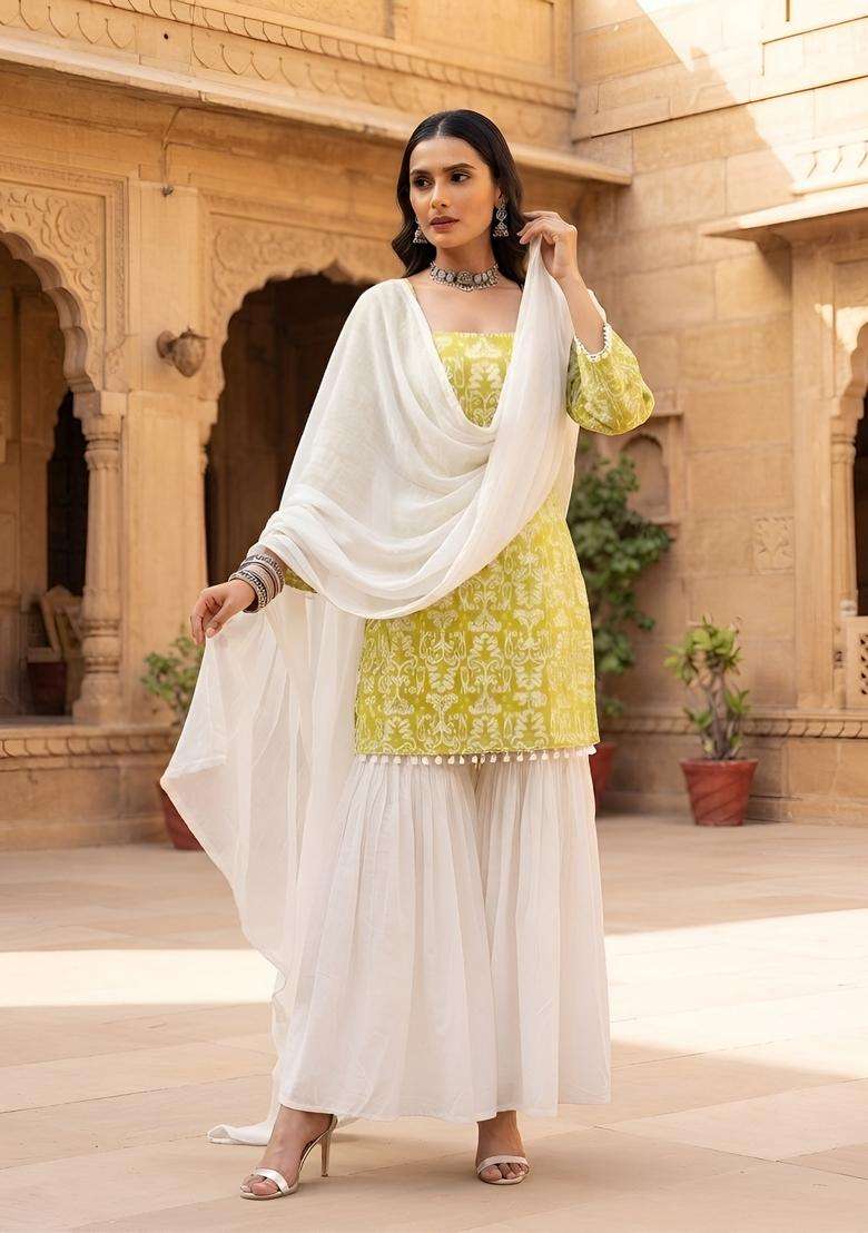 Green Printed Cotton Kurta Set - Indya
