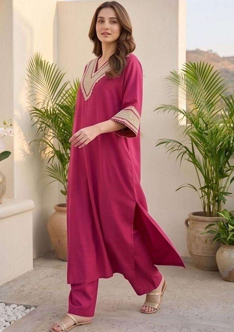 Red Embroidery Cotton Kurta Set - Indya