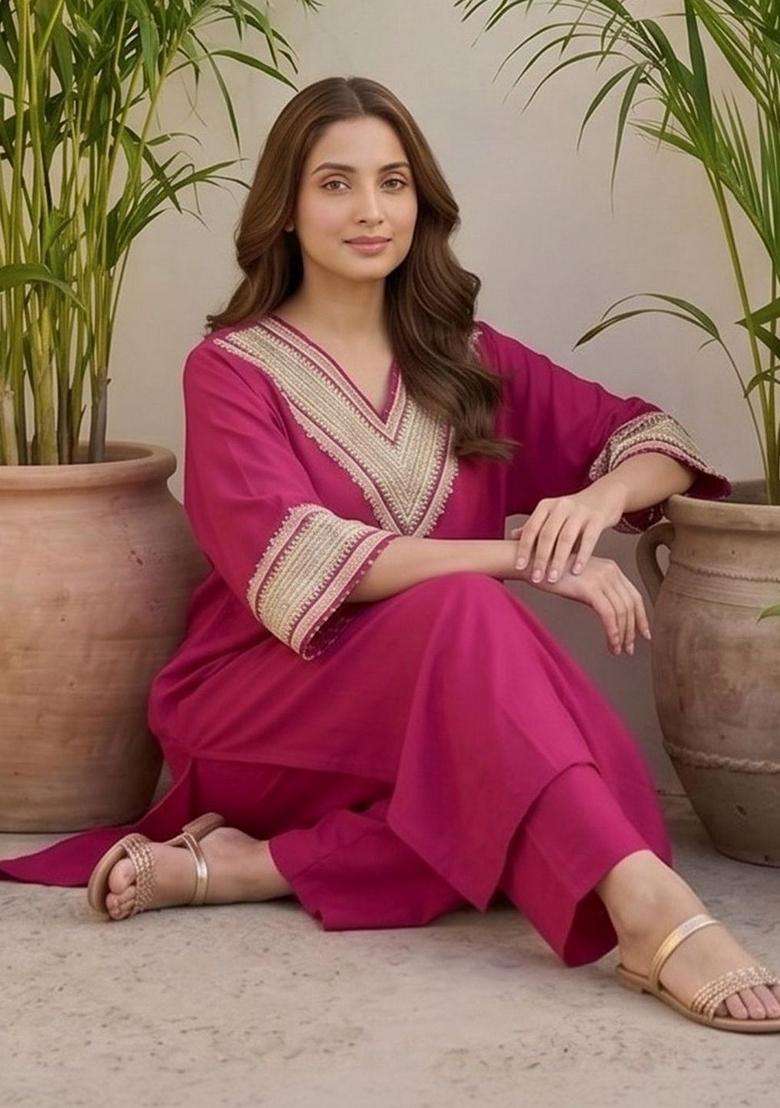 Red Embroidery Cotton Kurta Set - Indya