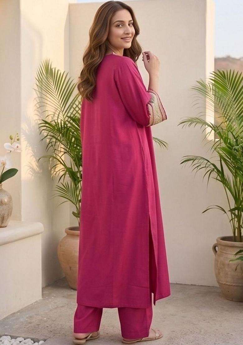 Red Embroidery Cotton Kurta Set - Indya