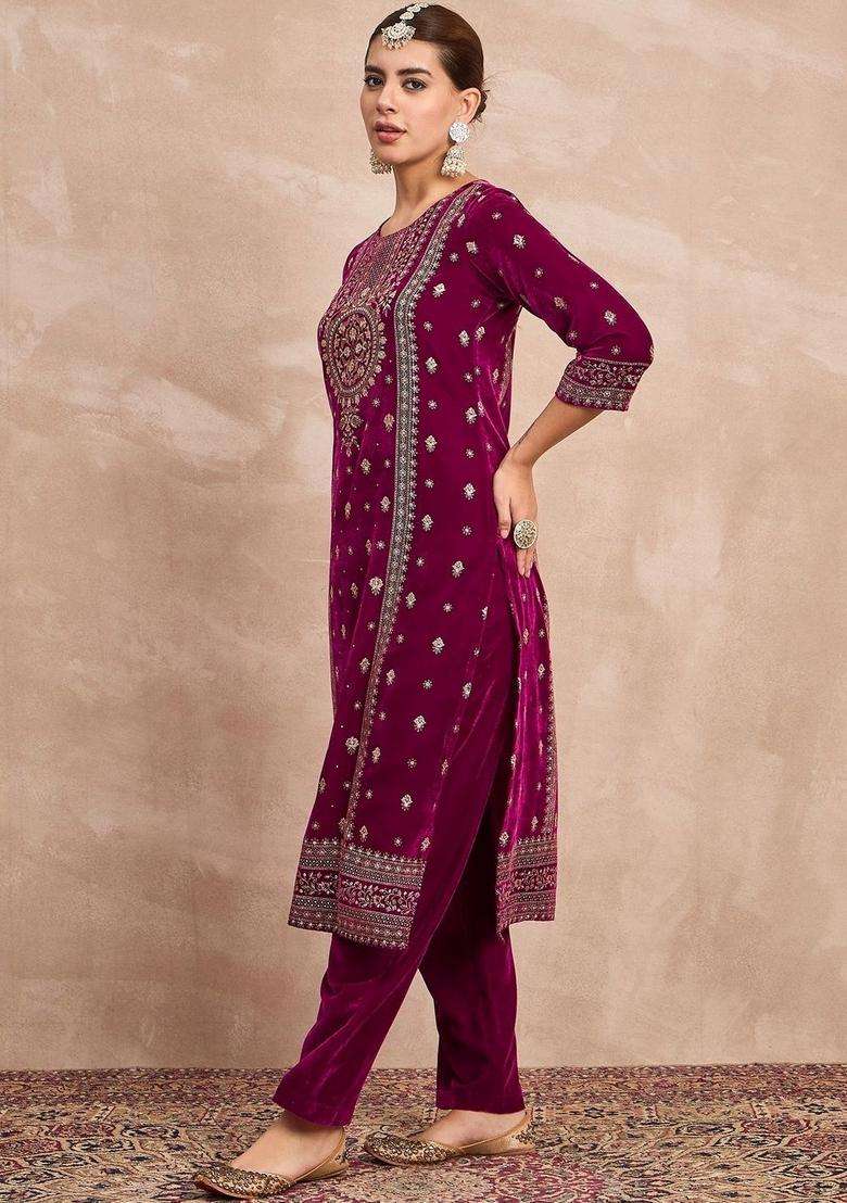 Purple Embroidery Cotton Kurta Set - Indya