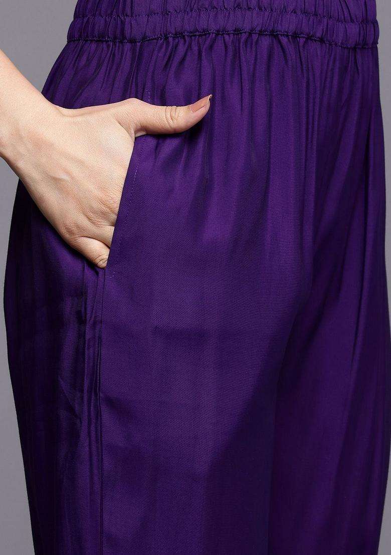 Navy Blue Embroidery Silk Kurta Set - Indya