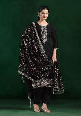 Black Embroidery Chiffon Kurta Set