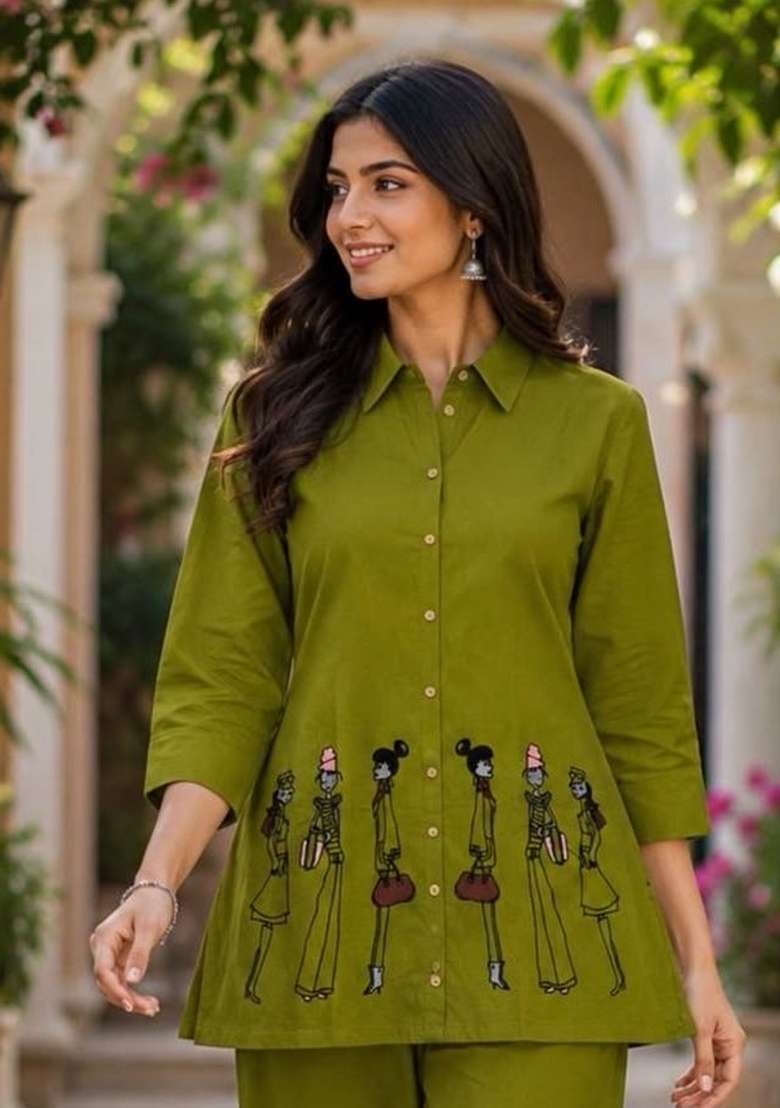 Green Embroidery Cotton Kurta Set - Indya