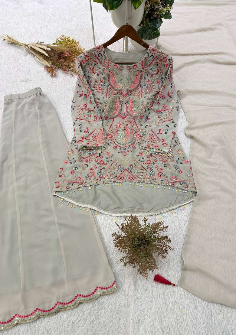 Grey Embroidery Georgette Kurta Set - Indya