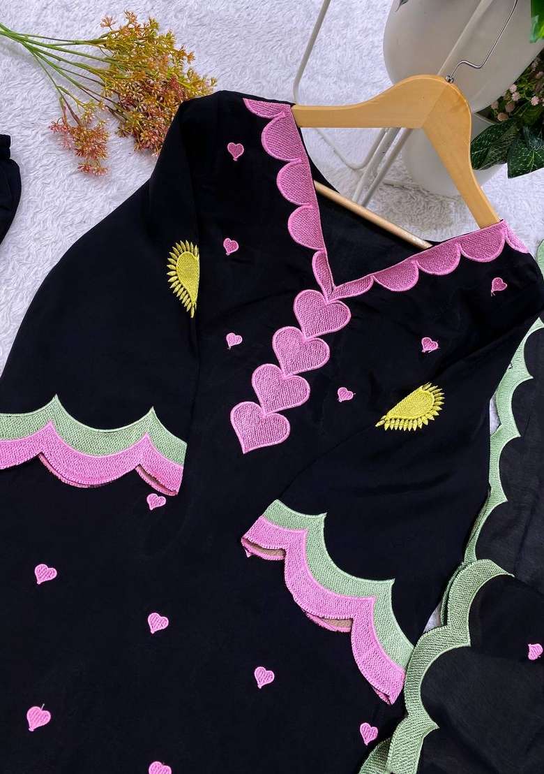 Black Embroidery Chanderi Kurta Set - Indya