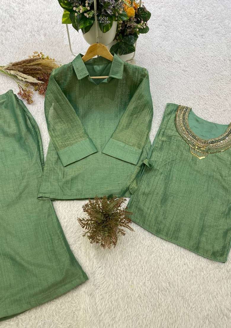 Sea Green Handmade Silk Kurta Set - Indya