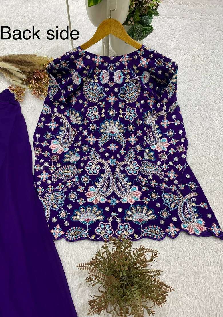Violet Embroidery Georgette Kurta Set - Indya