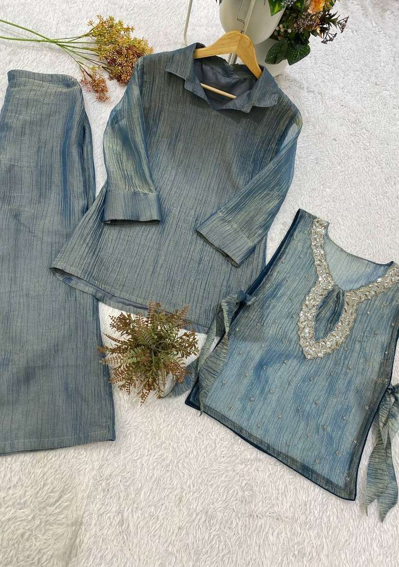 Blue Embroidery Silk Kurta Set - Indya