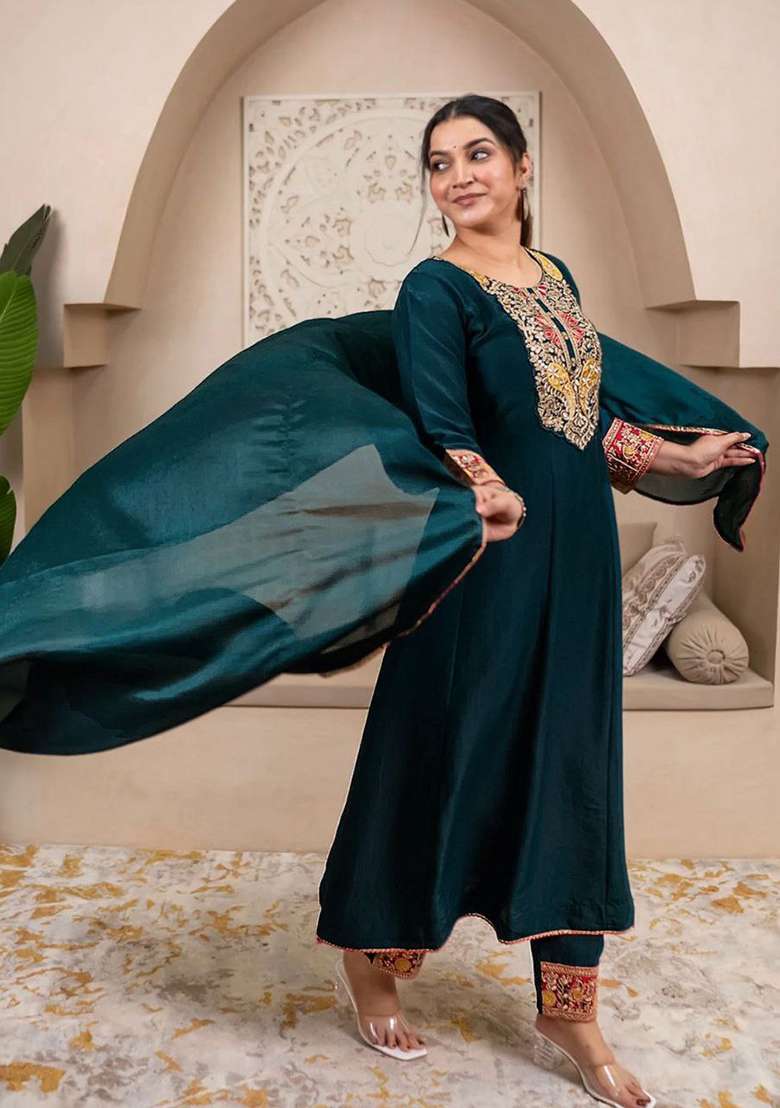 Teal Green Embroidery Silk Kurta Set - Indya