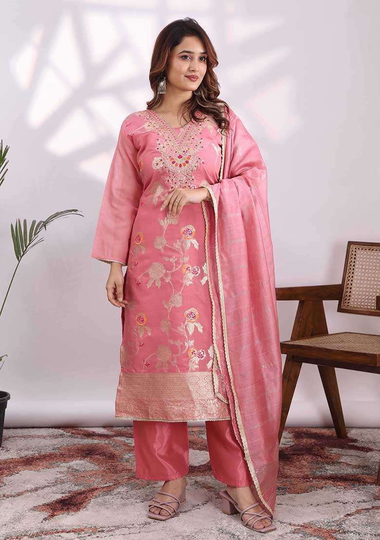 Pink Embroidery Jacquard Kurta Set - Indya