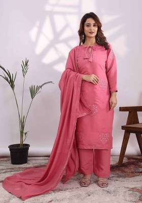 Pink Embroidery Chanderi Kurta Set