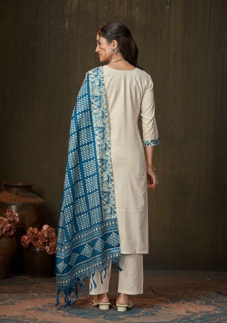 Off White Embroidery Cotton Kurta Set - Indya