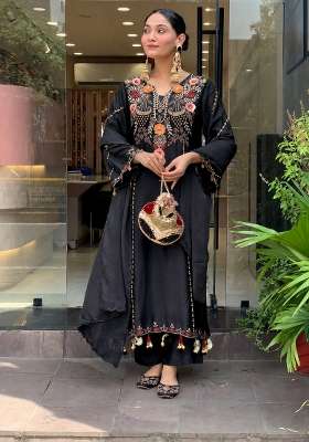 Black Embroidery Chanderi Kurta Set