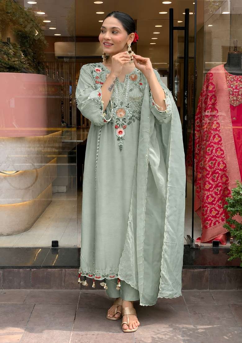 Pista Green Embroidery Chanderi Kurta Set - Indya