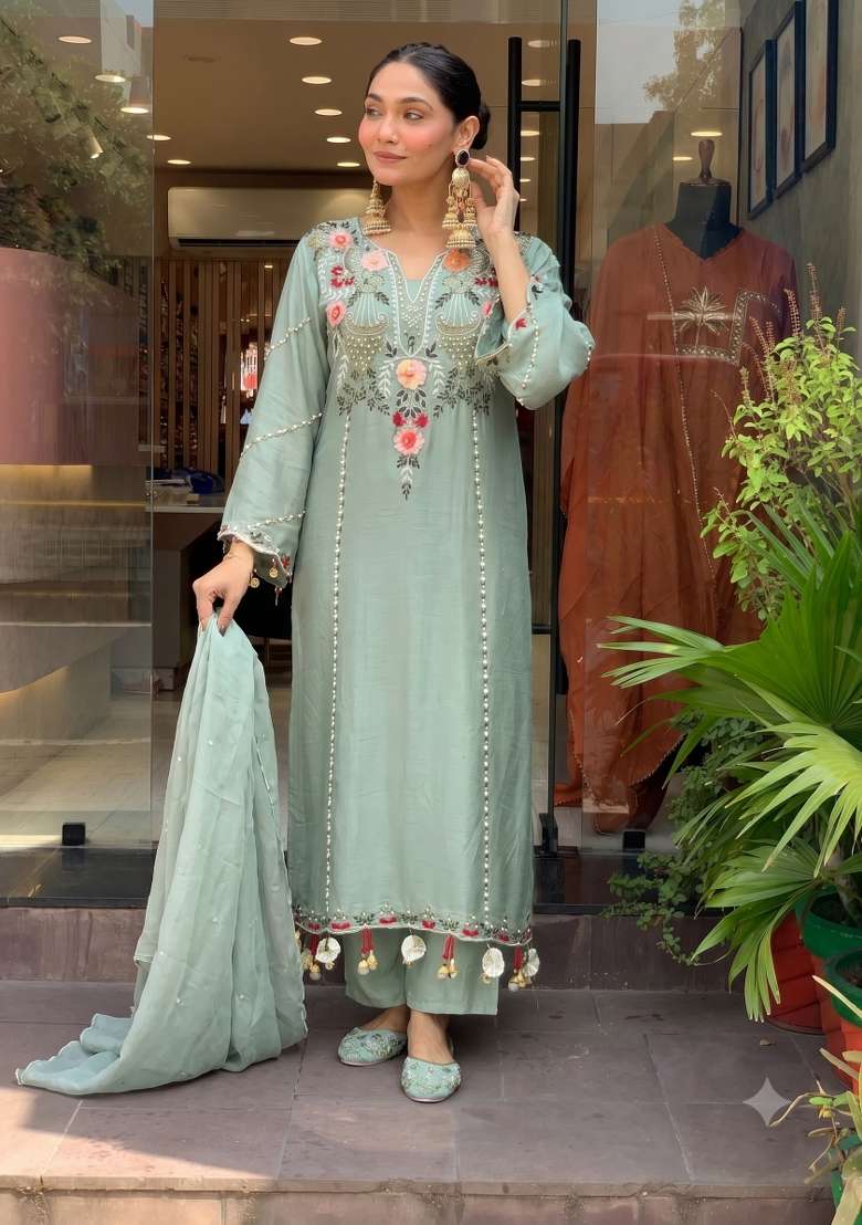 Pista Green Embroidery Chanderi Kurta Set - Indya