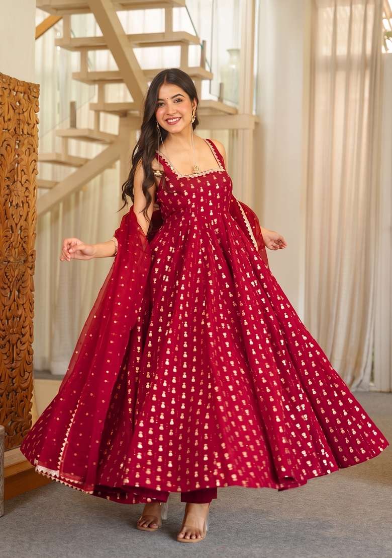 Red Embroidered Silk Kurta Set - Indya