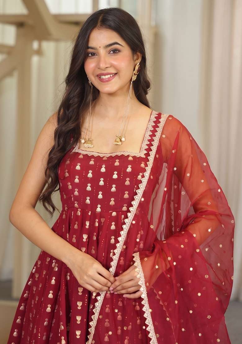 Red Embroidered Silk Kurta Set - Indya
