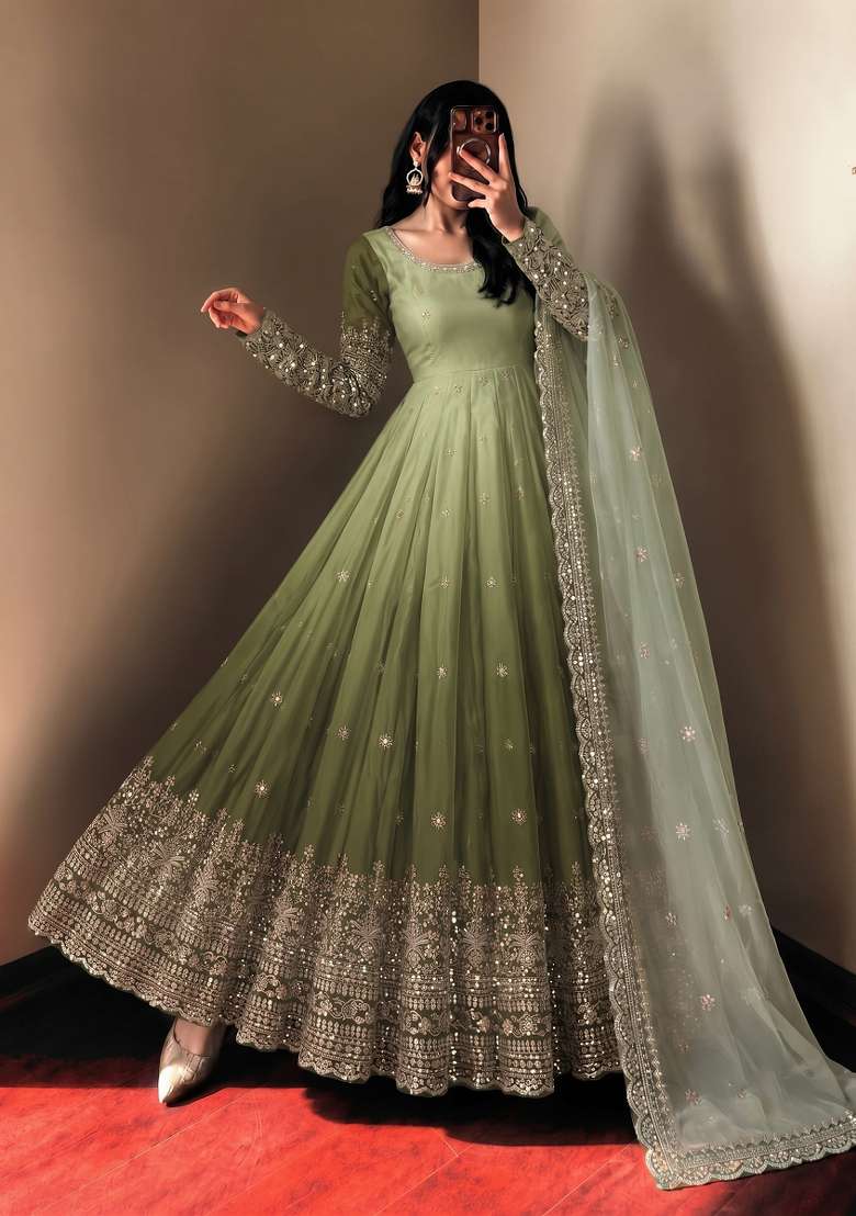 Green Embroidered Georgette Kurta Set - Indya