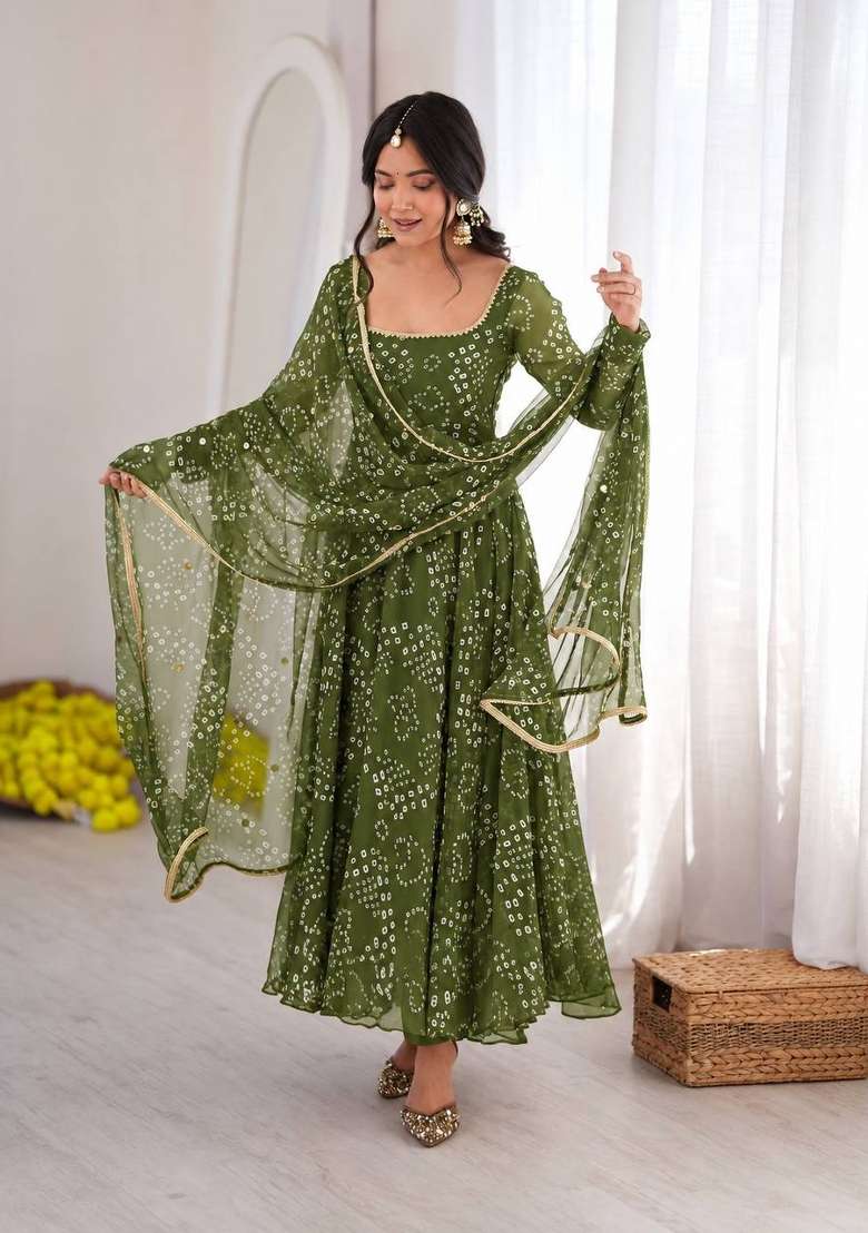 Green Embroidered Silk Kurta Set - Indya