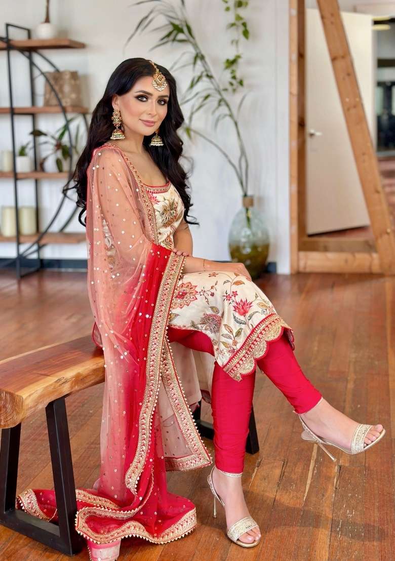 Cream Embroidered Silk Kurta Set - Indya