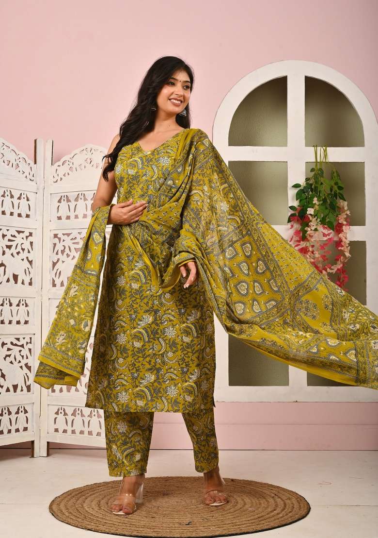 Green Printed Cotton Kurta Set - Indya